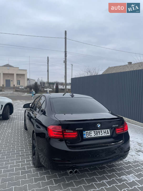 Седан BMW 3 Series 2014 в Александровке фото 3 Седан BMW 3 Series 2014 в Александровке