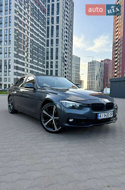 Седан BMW 3 Series 2015 в Києві
