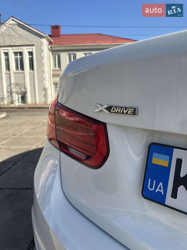 Седан BMW 3 Series 2016 в Кривом Роге фото 9 Седан BMW 3 Series 2016 в Кривом Роге