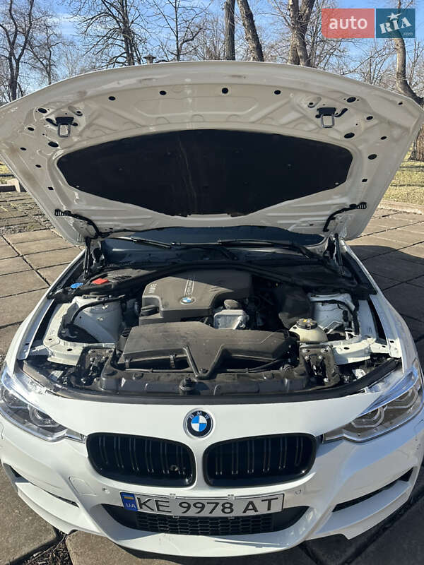 Седан BMW 3 Series 2016 в Кривом Роге фото 14 Седан BMW 3 Series 2016 в Кривом Роге