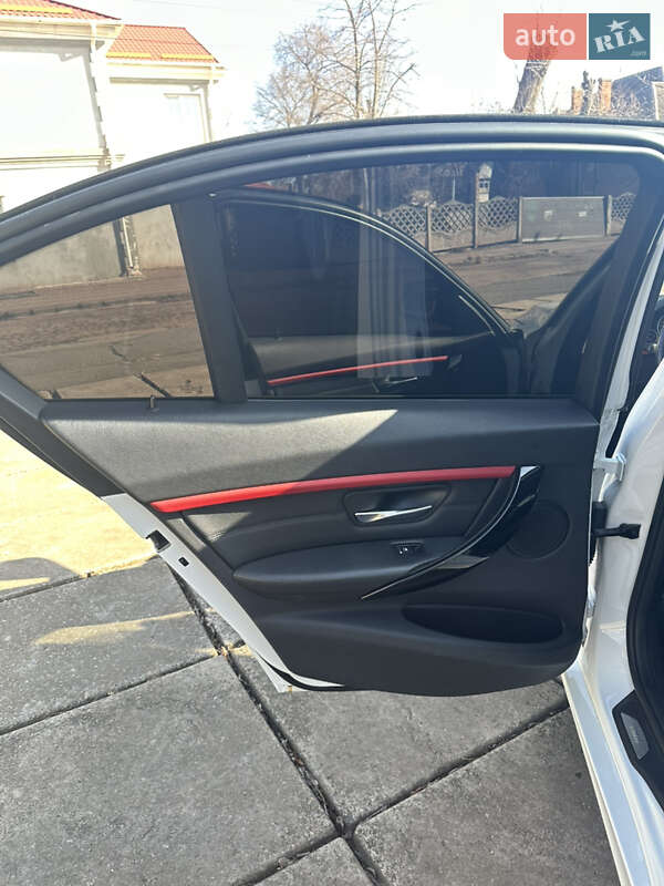 Седан BMW 3 Series 2016 в Кривом Роге фото 23 Седан BMW 3 Series 2016 в Кривом Роге