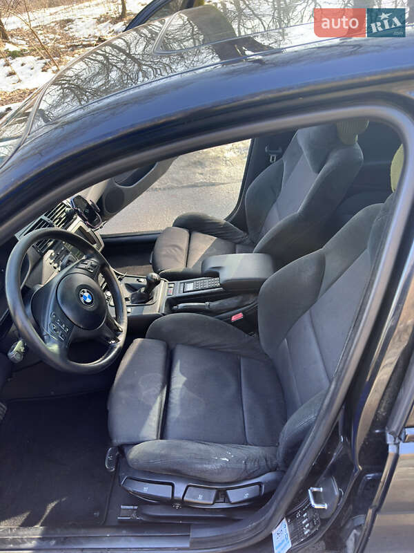 Седан BMW 3 Series 2001 в Львове