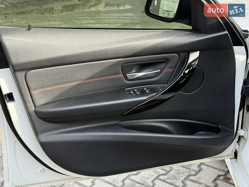 Седан BMW 3 Series 2012 в Киеве