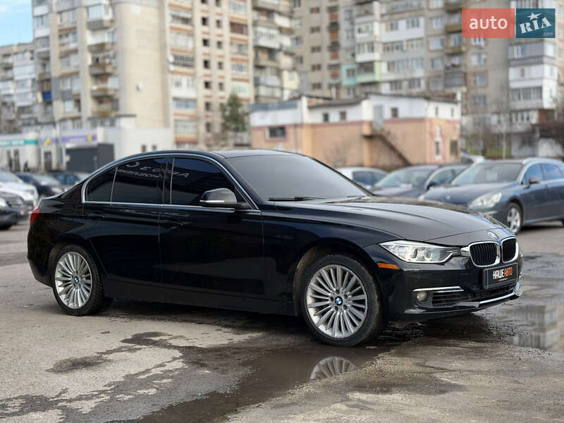 Седан BMW 3 Series 2015 в Шептицькому
