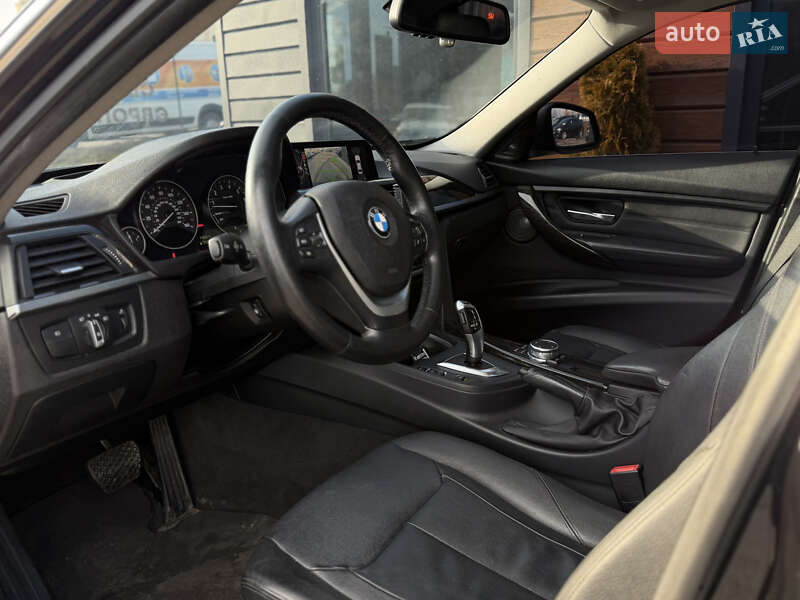 Седан BMW 3 Series 2015 в Шептицькому
