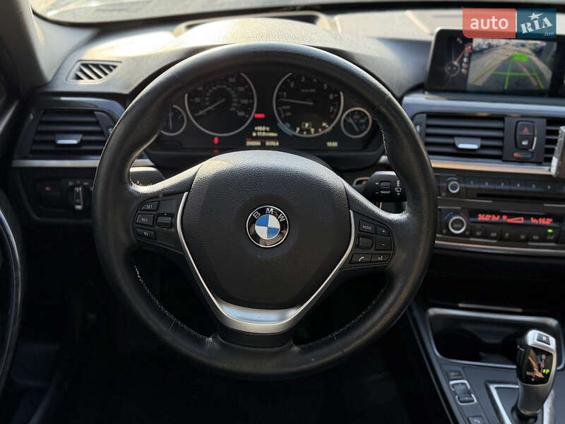 Седан BMW 3 Series 2015 в Шептицькому