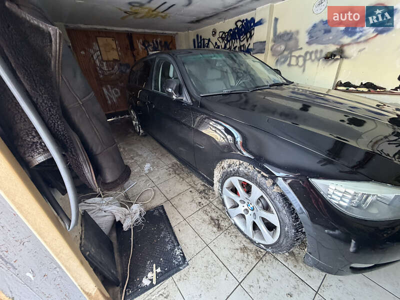Универсал BMW 3 Series 2010 в Киеве