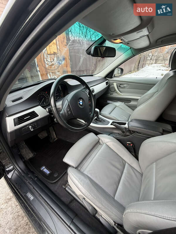 Универсал BMW 3 Series 2010 в Киеве