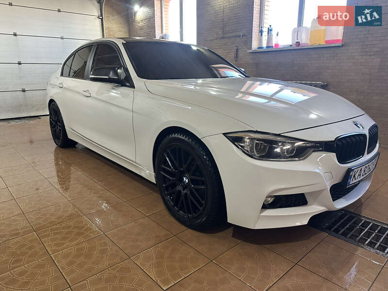 Седан BMW 3 Series 2014 в Киеве