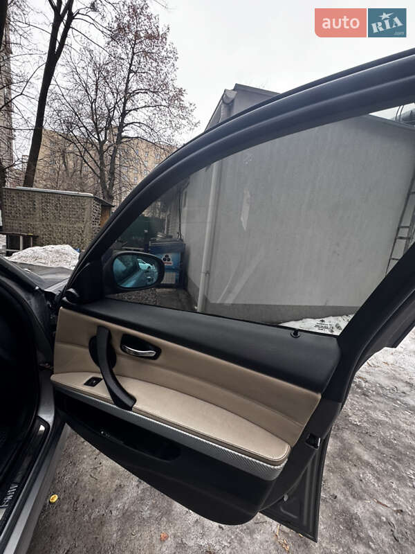 Седан BMW 3 Series 2008 в Киеве