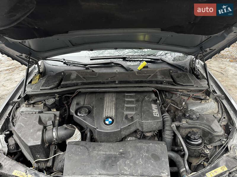 Седан BMW 3 Series 2008 в Киеве