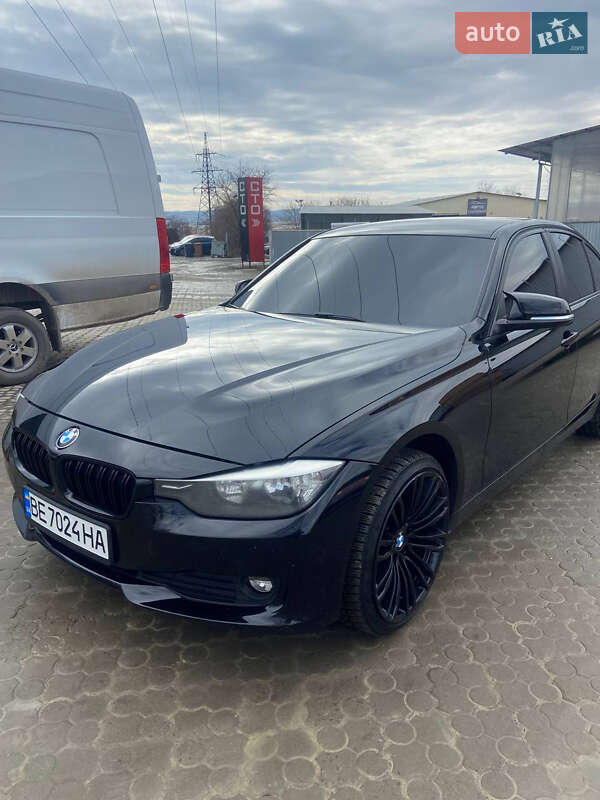 Седан BMW 3 Series 2013 в Черновцах фото Седан BMW 3 Series 2013 в Черновцах