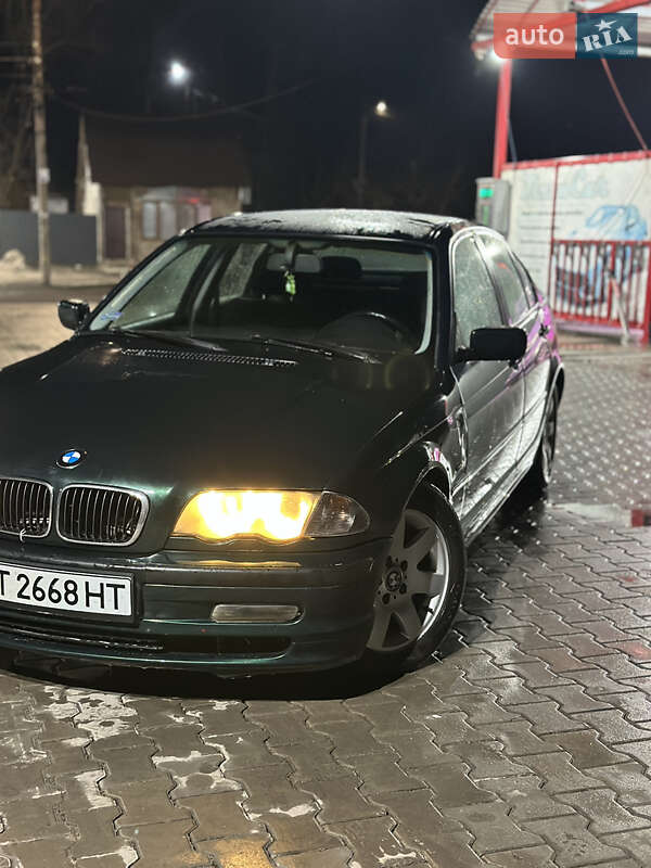 Седан BMW 3 Series 2000 в Черновцах