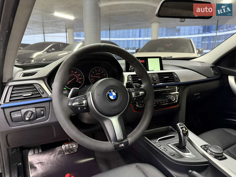 Седан BMW 3 Series 2016 в Одессе
