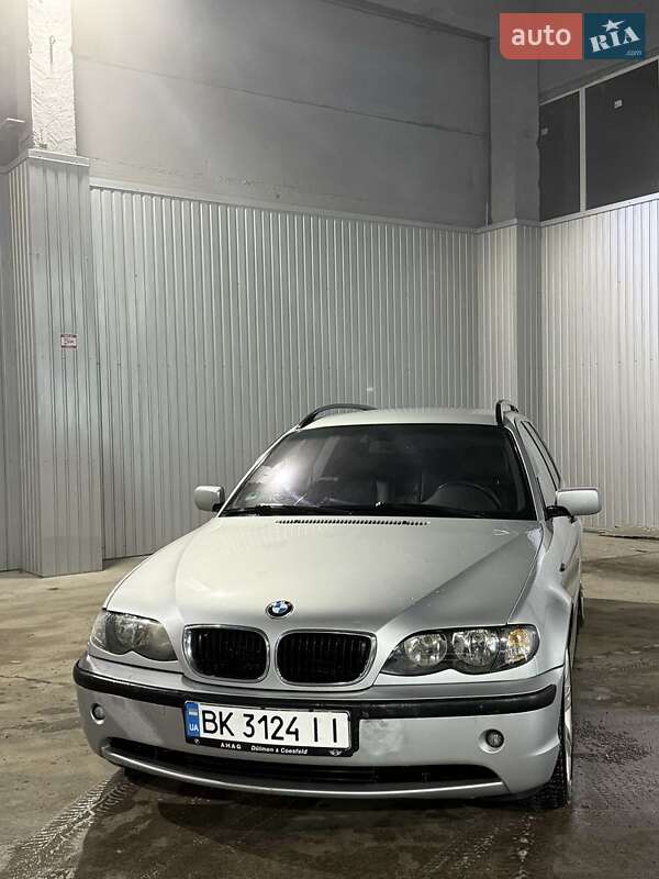 Универсал BMW 3 Series 2004 в Ровно