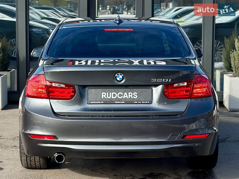Седан BMW 3 Series 2014 в Кременчуге