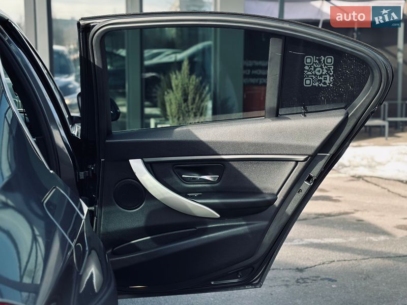 Седан BMW 3 Series 2014 в Кременчуге