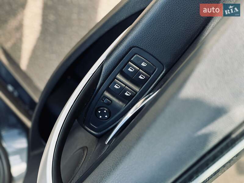 Седан BMW 3 Series 2014 в Кременчуге