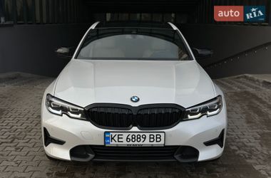 Седан BMW 3 Series 2019 в Киеве