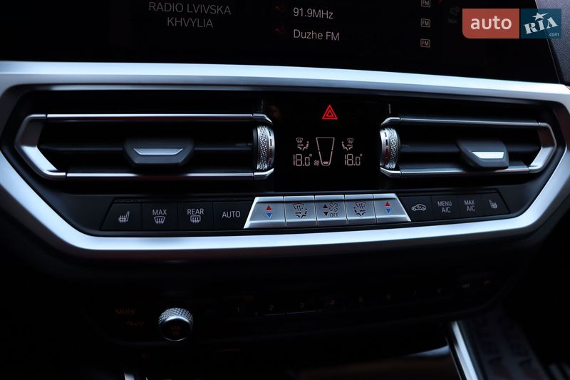 Седан BMW 3 Series 2022 в Львове