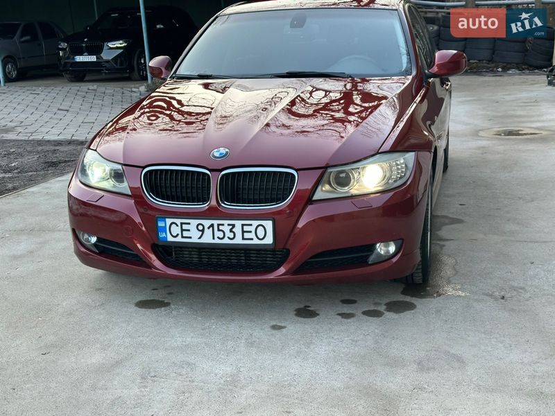 Седан BMW 3 Series 2010 в Черновцах
