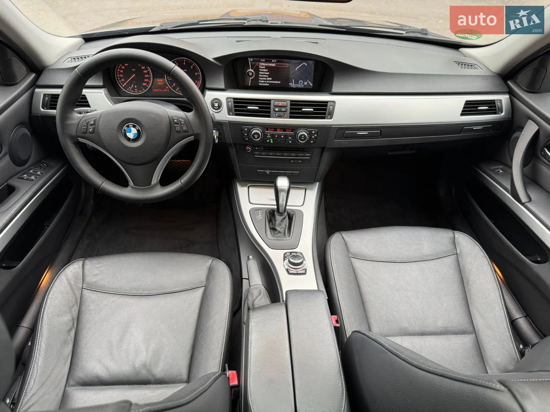 2010 BMW 3er - мініатюра 21