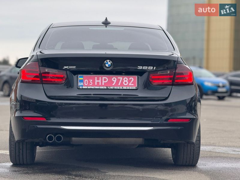 Седан BMW 3 Series 2014 в Киеве