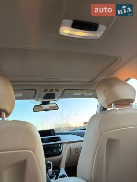 Седан BMW 3 Series 2016 в Маневичах