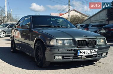 Седан BMW 3 Series 1996 в Одессе