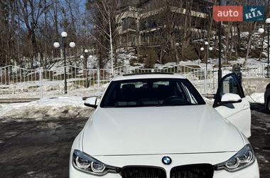 Седан BMW 3 Series 2018 в Києві