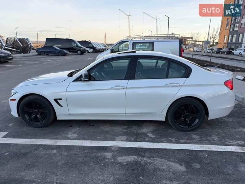 Седан BMW 3 Series 2013 в Ровно