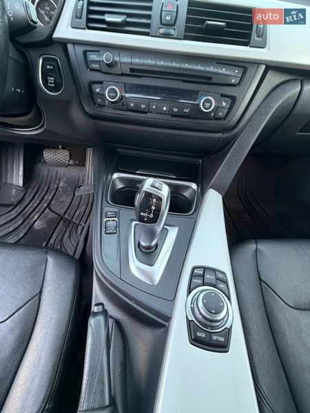 Седан BMW 3 Series 2013 в Ровно