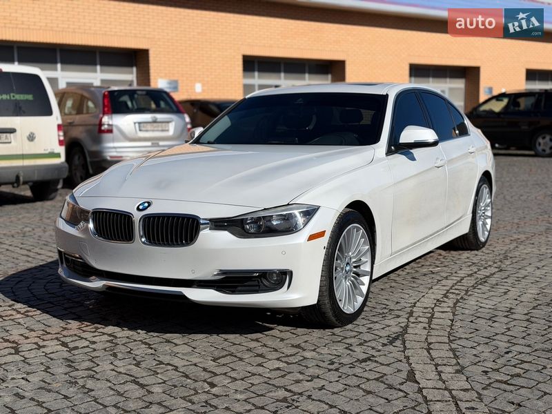 Седан BMW 3 Series 2015 в Луцке