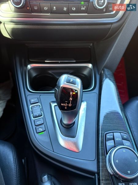 Седан BMW 3 Series 2015 в Луцке