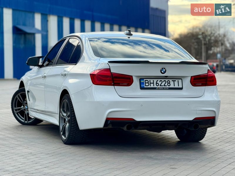 Седан BMW 3 Series 2016 в Одессе