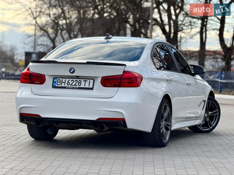 Седан BMW 3 Series 2016 в Одессе