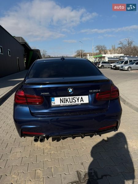 Седан BMW 3 Series 2017 в Одессе