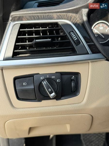 Седан BMW 3 Series 2017 в Одессе