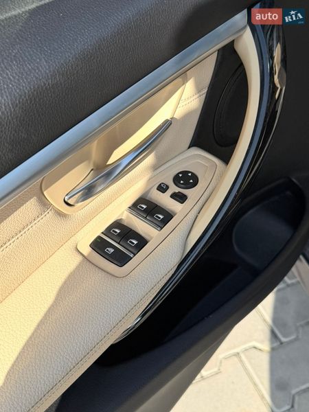 Седан BMW 3 Series 2017 в Одессе