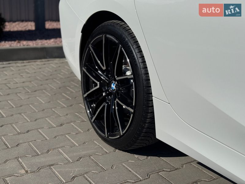 Седан BMW 3 Series 2024 в Одессе