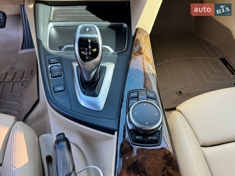 Седан BMW 3 Series 2016 в Ивано-Франковске