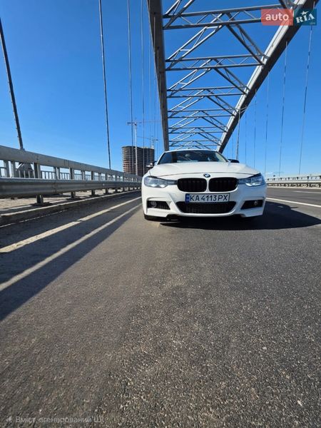 Седан BMW 3 Series 2016 в Киеве