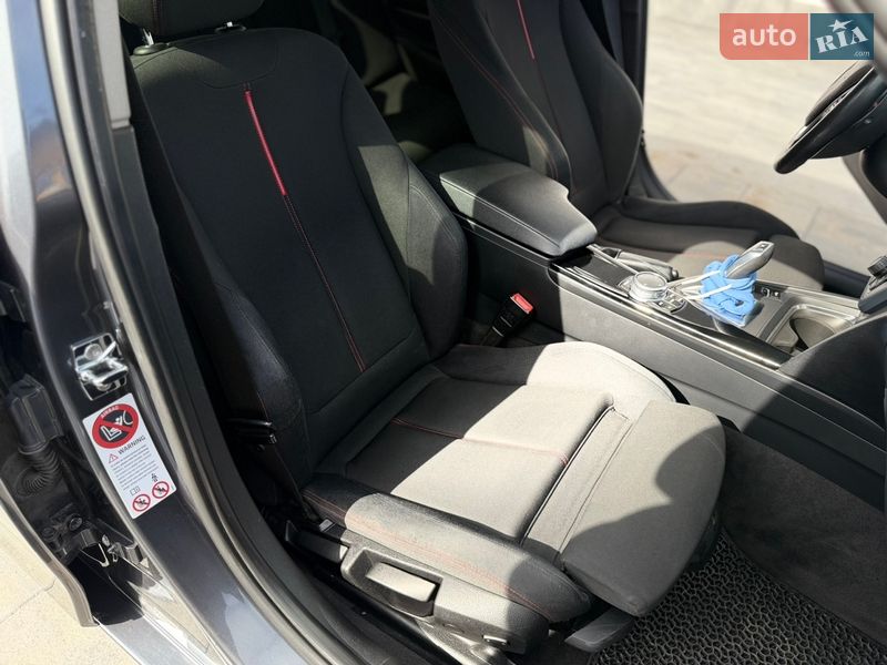 Седан BMW 3 Series 2012 в Виннице