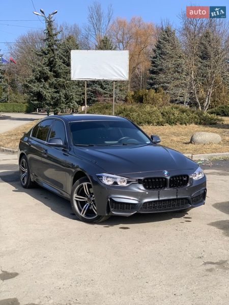 Седан BMW 3 Series 2013 в Нетешине