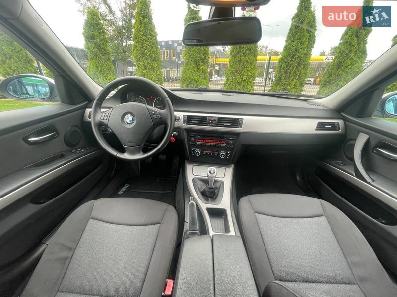 Универсал BMW 3 Series 2008 в Костополе