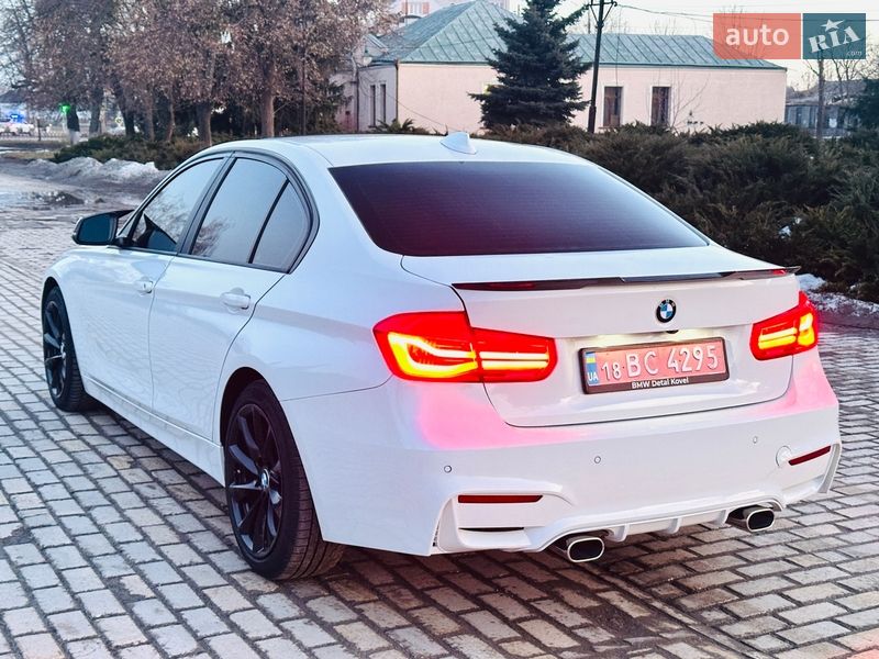 Седан BMW 3 Series 2018 в Белой Церкви
