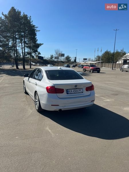 Седан BMW 3 Series 2017 в Киеве