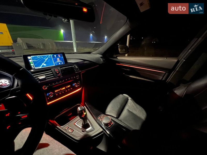 Седан BMW 3 Series 2012 в Мукачево