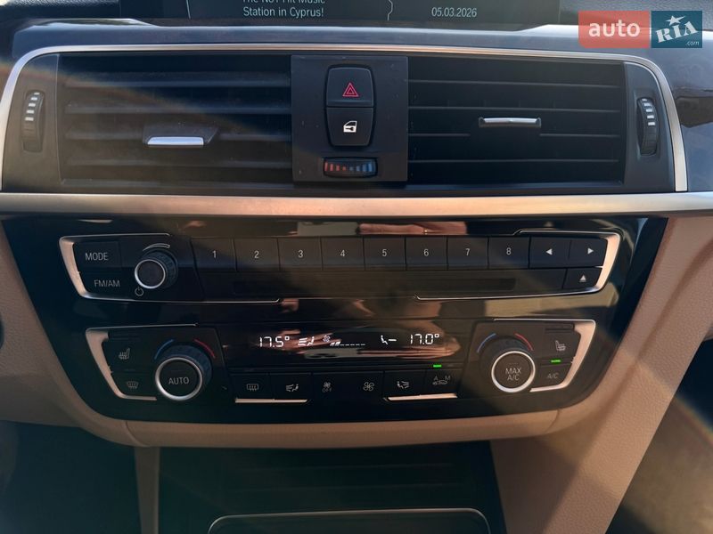 Седан BMW 3 Series 2017 в Одессе