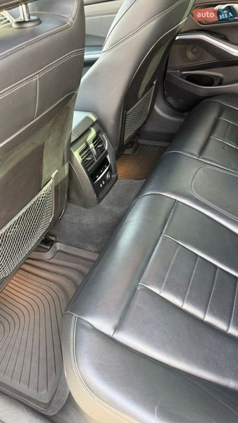 Седан BMW 3 Series 2019 в Запорожье